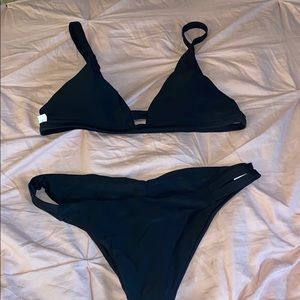 Black bikini